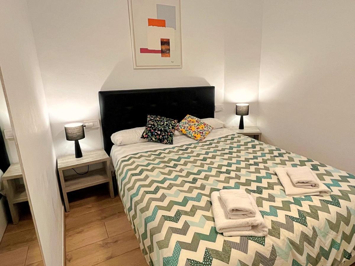 Apartamento Cerca De La Playa Blanes Bagian luar foto