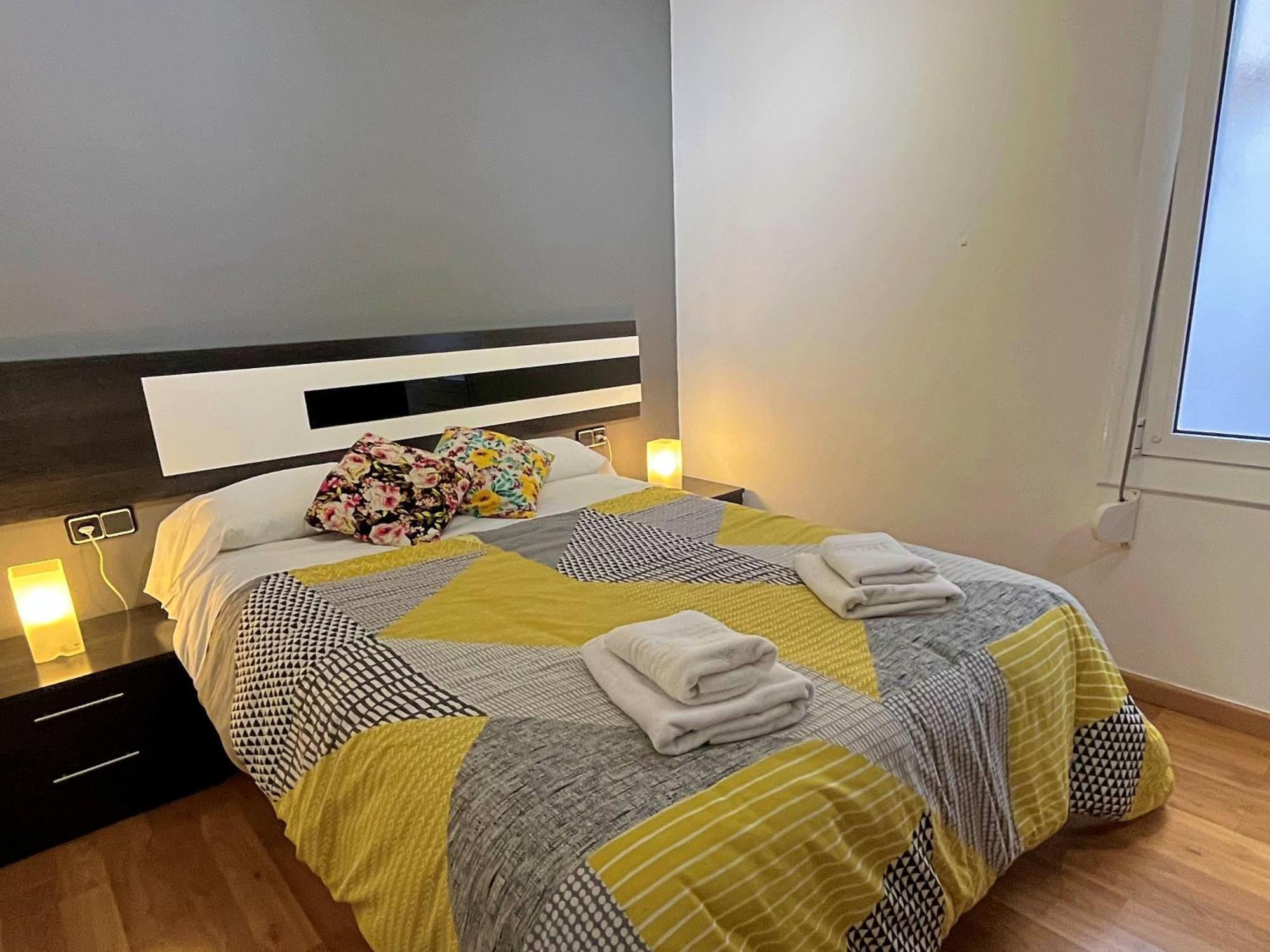 Apartamento Cerca De La Playa Blanes Bagian luar foto